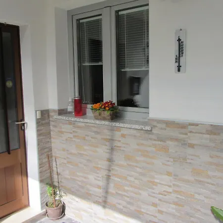 Apartma Vilma *